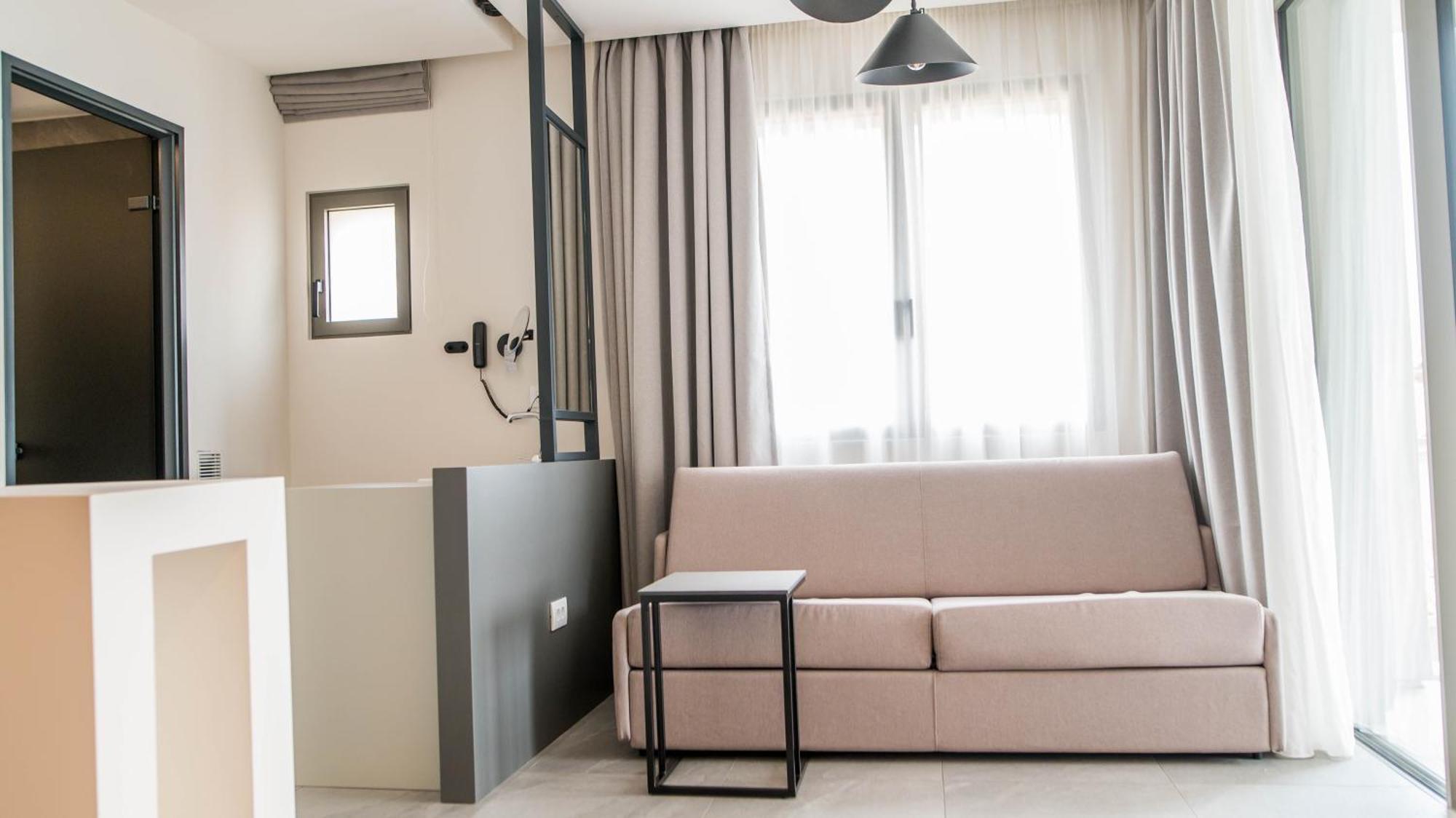 Alissachni Seaside Hotel Дервенион Екстериор снимка