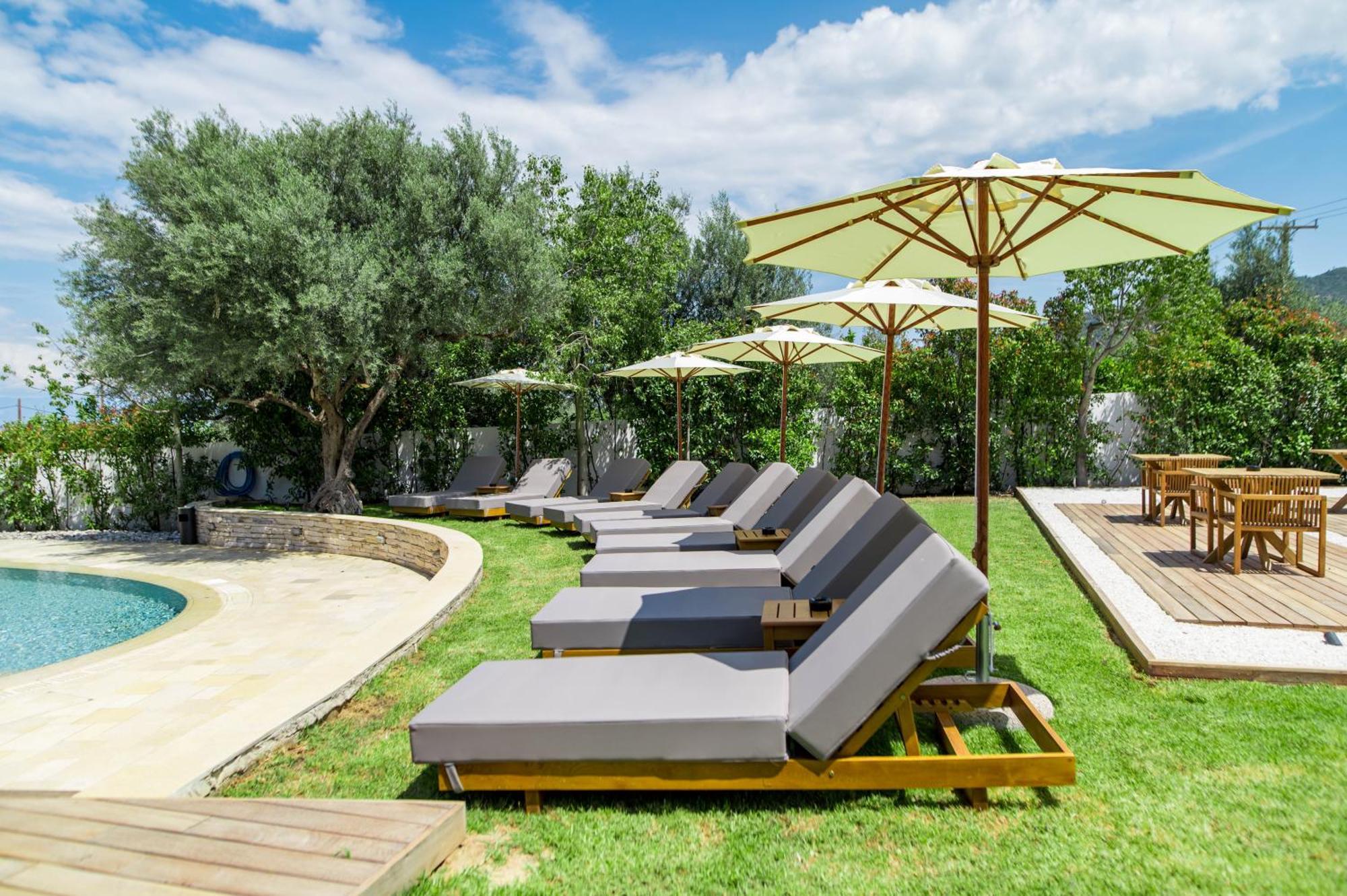 Alissachni Seaside Hotel Дервенион Екстериор снимка